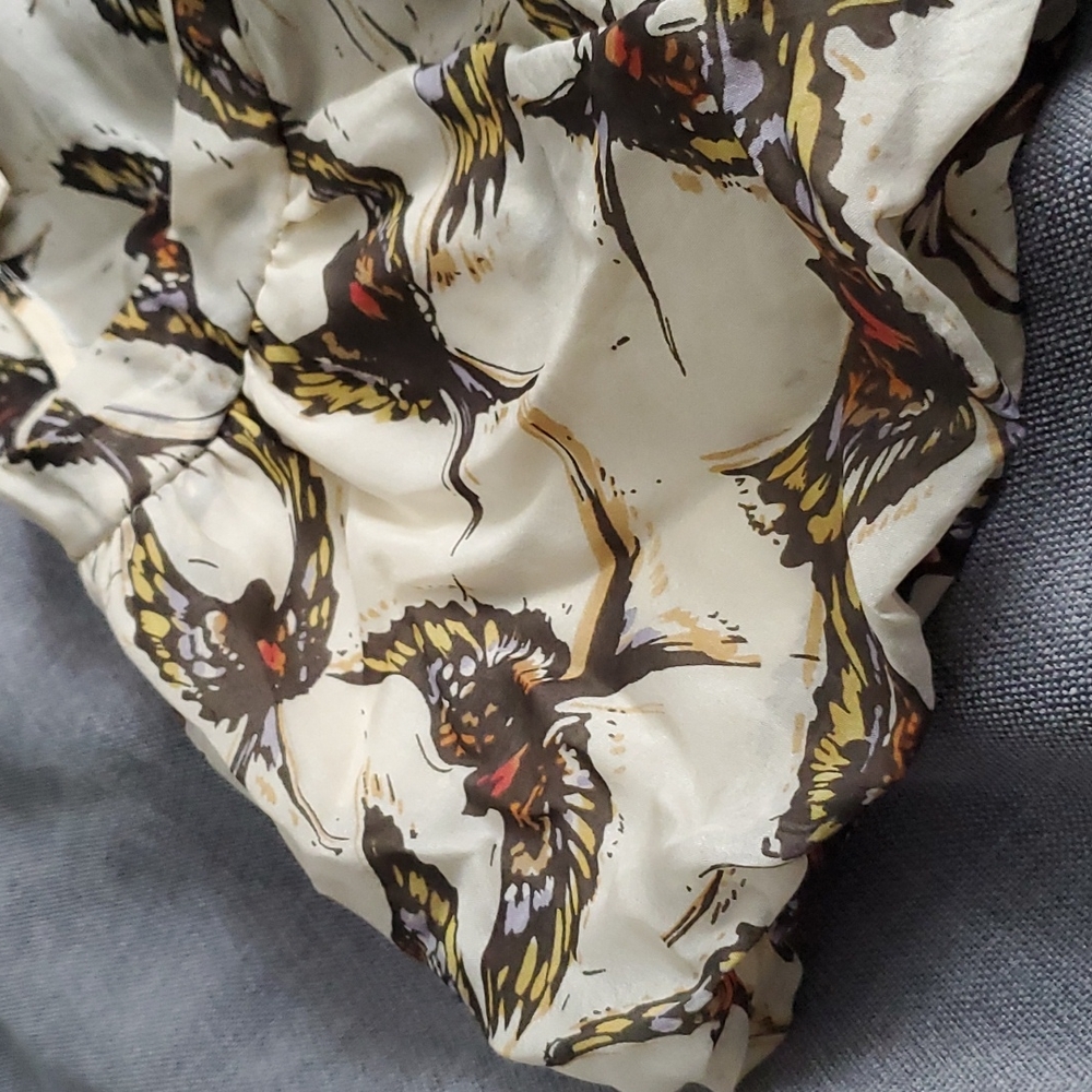 Anthropologie Moulinette Soeurs 100% Silk cream bird top. - Picture 6 of 8